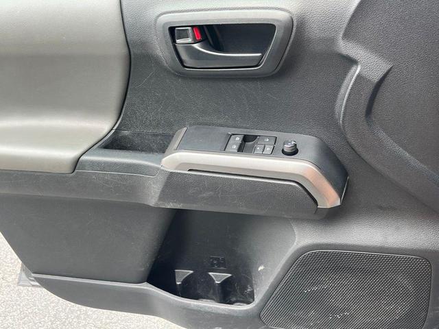 Photo of 2022 Magnetic Gray Metallic Toyota Tacoma