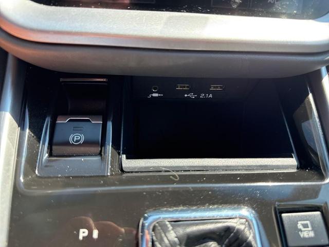 Photo of 2020 Ice Silver Metallic Subaru Outback