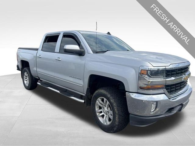 Photo of 2017 Silver Ice Metallic Chevrolet Silverado 1500