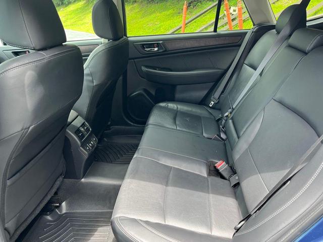 Photo of 2019 Abyss Blue Pearl Subaru Outback