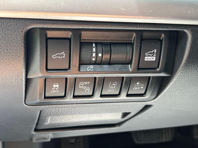 Photo of 2019 Abyss Blue Pearl Subaru Outback