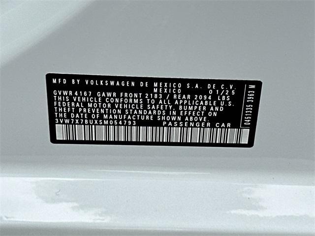 Photo of 2025 Pure White Volkswagen Jetta