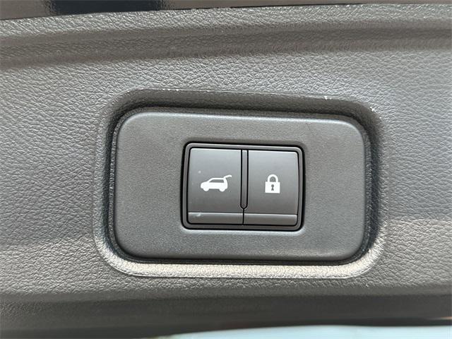 Photo of 2025 Super Black Nissan Pathfinder