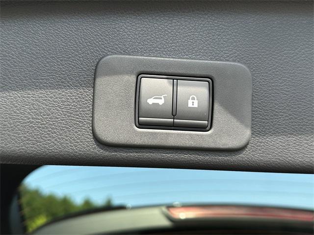 Photo of 2025 Super Black Nissan Murano