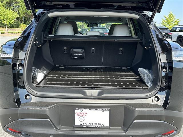 Photo of 2025 Super Black Nissan Murano