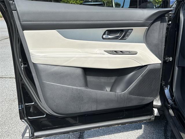 Photo of 2025 Super Black Nissan Murano
