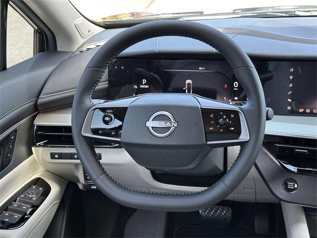 Photo of 2025 Super Black Nissan Murano
