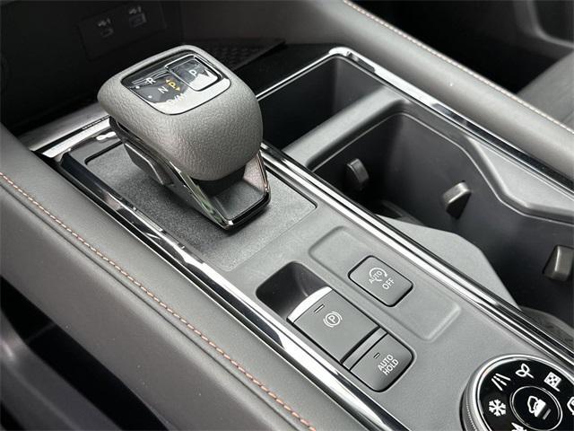 Photo of 2025 Super Black Nissan Pathfinder