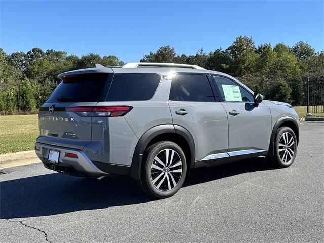 Photo of 2025 Boulder Gray Nissan Pathfinder