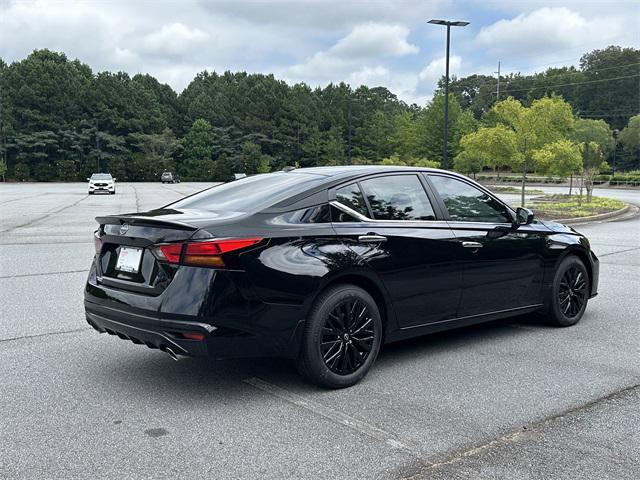 Photo of 2025 Super Black Nissan Altima