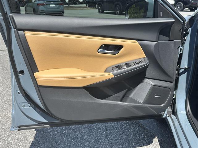 Photo of 2025 Gray Nissan Sentra