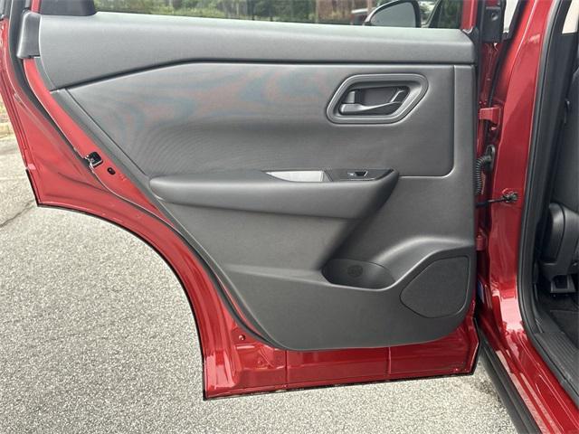 Photo of 2025 Scarlet Nissan Rogue