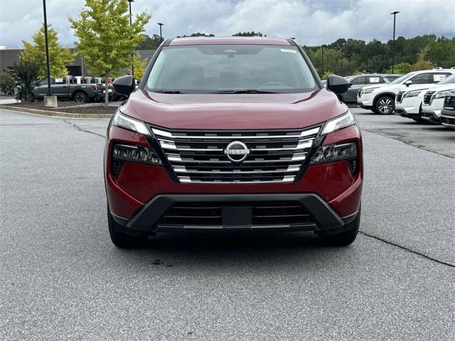 Photo of 2025 Scarlet Nissan Rogue