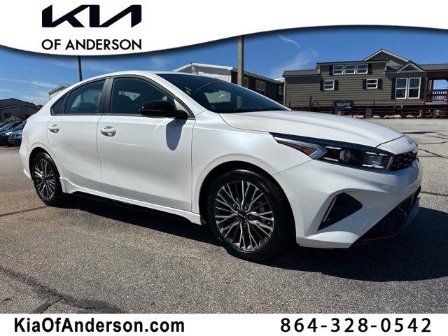 Photo of 2024 Snow White Pearl Kia Forte
