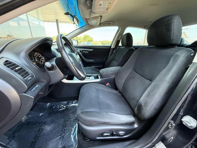 Photo of 2015 Storm Nissan Altima
