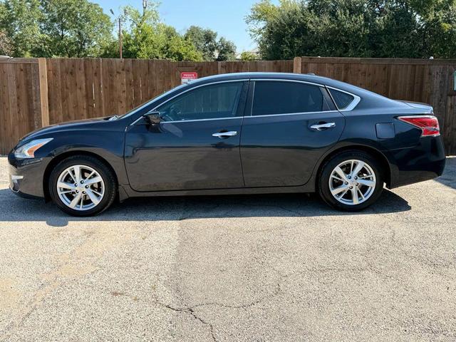 Photo of 2015 Storm Nissan Altima