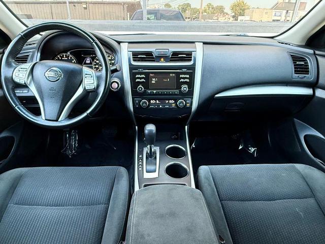 Photo of 2015 Storm Nissan Altima