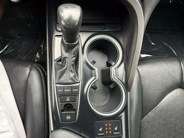 Photo of 2018 Silver Toyota Camry