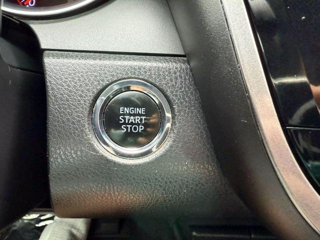 Photo of 2018 Silver Toyota Camry