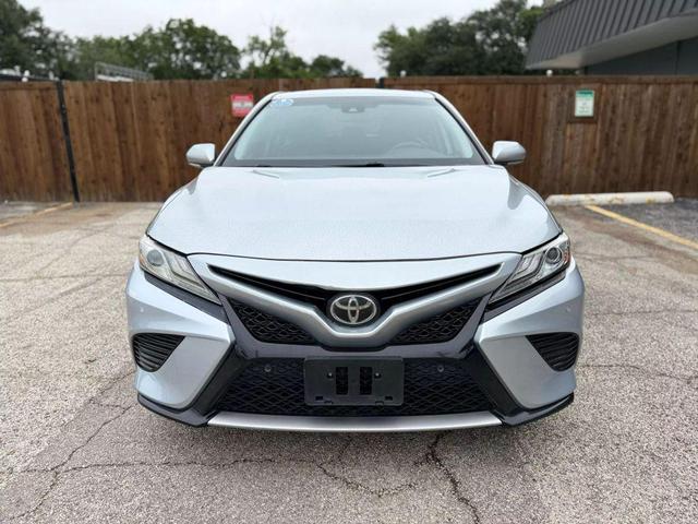 Photo of 2018 Silver Toyota Camry
