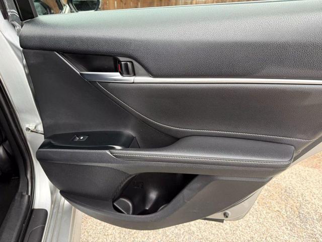 Photo of 2018 Silver Toyota Camry