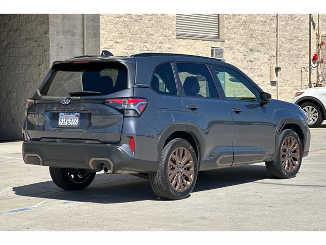 Photo of 2025 Magnetite Gray Metallic Subaru Forester