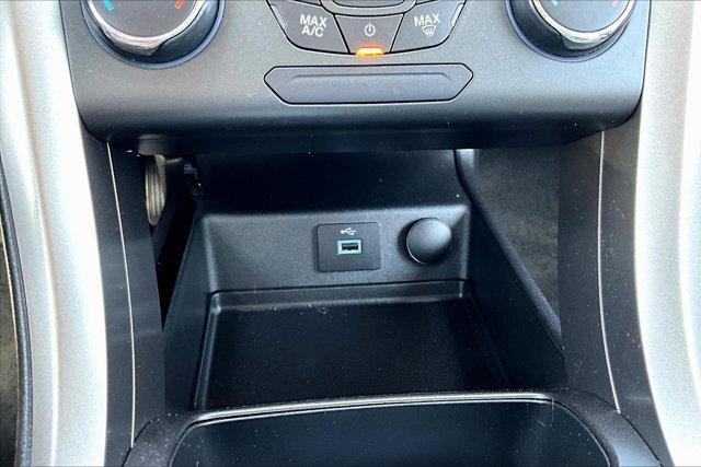 Photo of 2018 White Gold Metallic Ford Fusion Hybrid