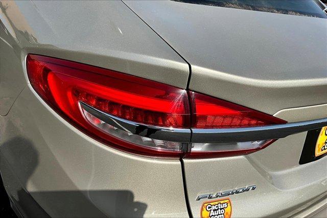 Photo of 2018 White Gold Metallic Ford Fusion Hybrid