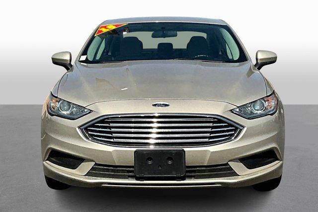 Photo of 2018 White Gold Metallic Ford Fusion Hybrid