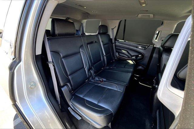 Photo of 2017 Quicksilver Metallic GMC Yukon