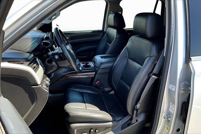 Photo of 2017 Quicksilver Metallic GMC Yukon