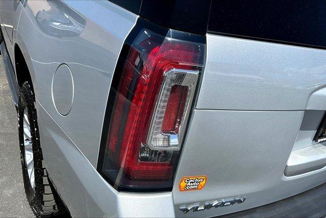Photo of 2017 Quicksilver Metallic GMC Yukon