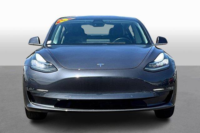 Photo of 2018 Gray Tesla Model 3