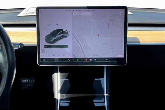 Photo of 2018 Gray Tesla Model 3