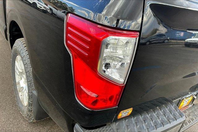 Photo of 2017 Magnetic Black Nissan Titan