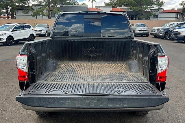 Photo of 2017 Magnetic Black Nissan Titan