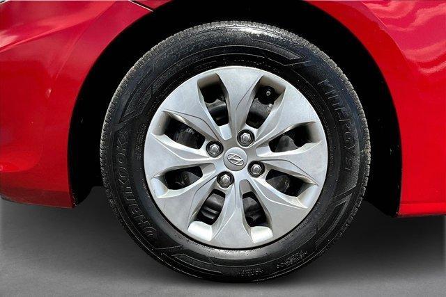 Photo of 2017 Pulse Red Hyundai Accent