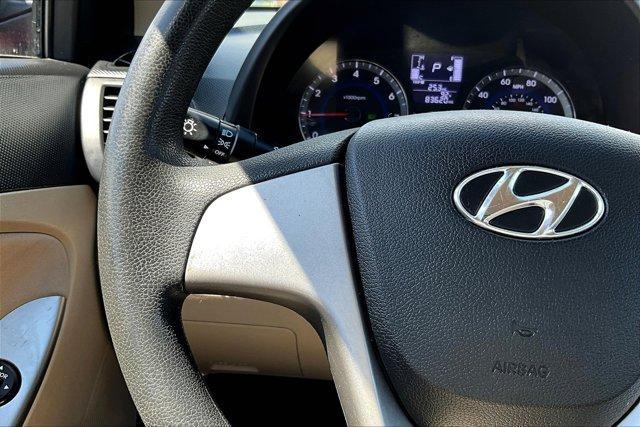 Photo of 2017 Pulse Red Hyundai Accent