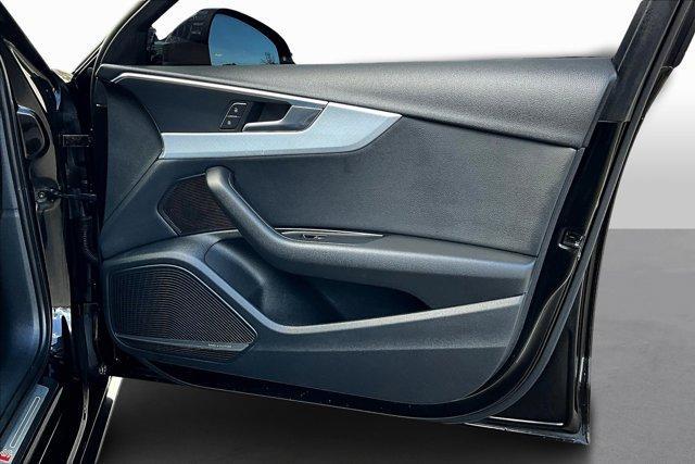 Photo of 2017 Mythos Black Metallic Audi A4