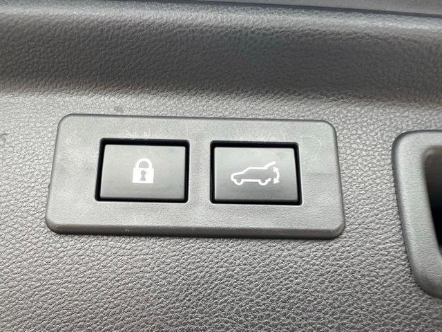 Photo of 2021 Magnetite Gray Metallic Subaru Forester