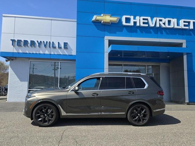 2024 BMW X7