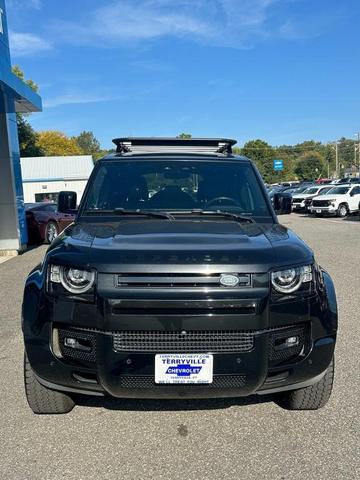 Photo of 2022 Black Land Rover Defender
