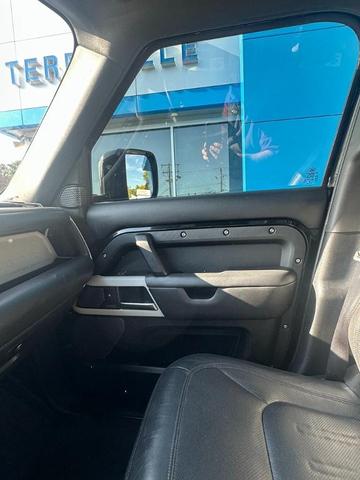 Photo of 2022 Black Land Rover Defender