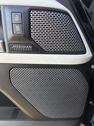 Photo of 2022 Black Land Rover Defender