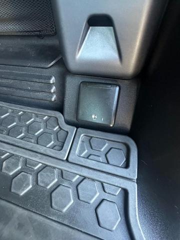 Photo of 2022 Black Land Rover Defender