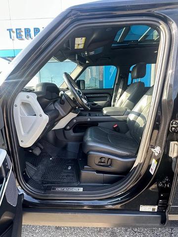 Photo of 2022 Black Land Rover Defender