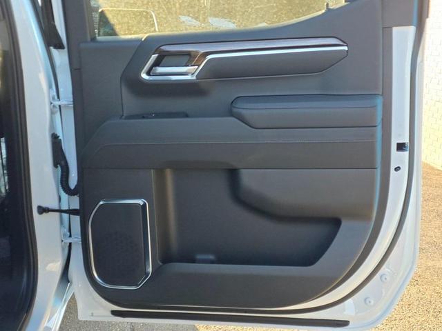 Photo of 2025 Summit White Chevrolet Silverado 1500