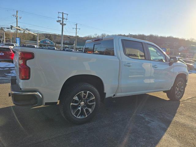Photo of 2025 Summit White Chevrolet Silverado 1500
