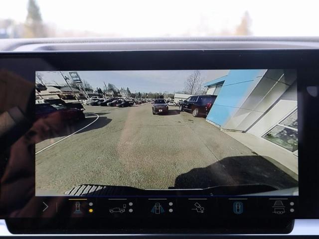 Photo of 2025 Summit White Chevrolet Silverado 2500