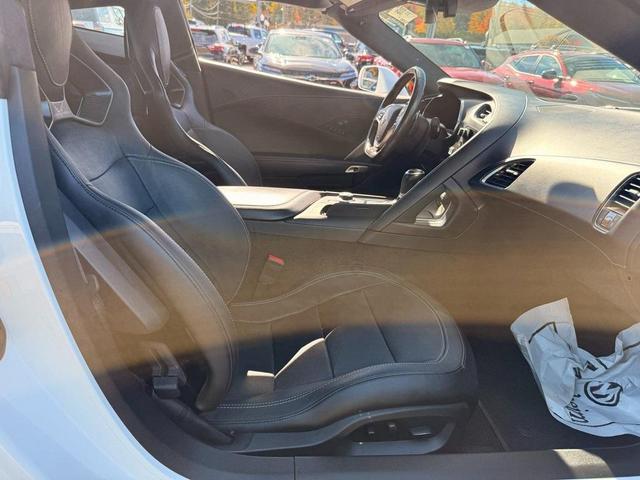 Photo of 2016 Arctic White Chevrolet Corvette